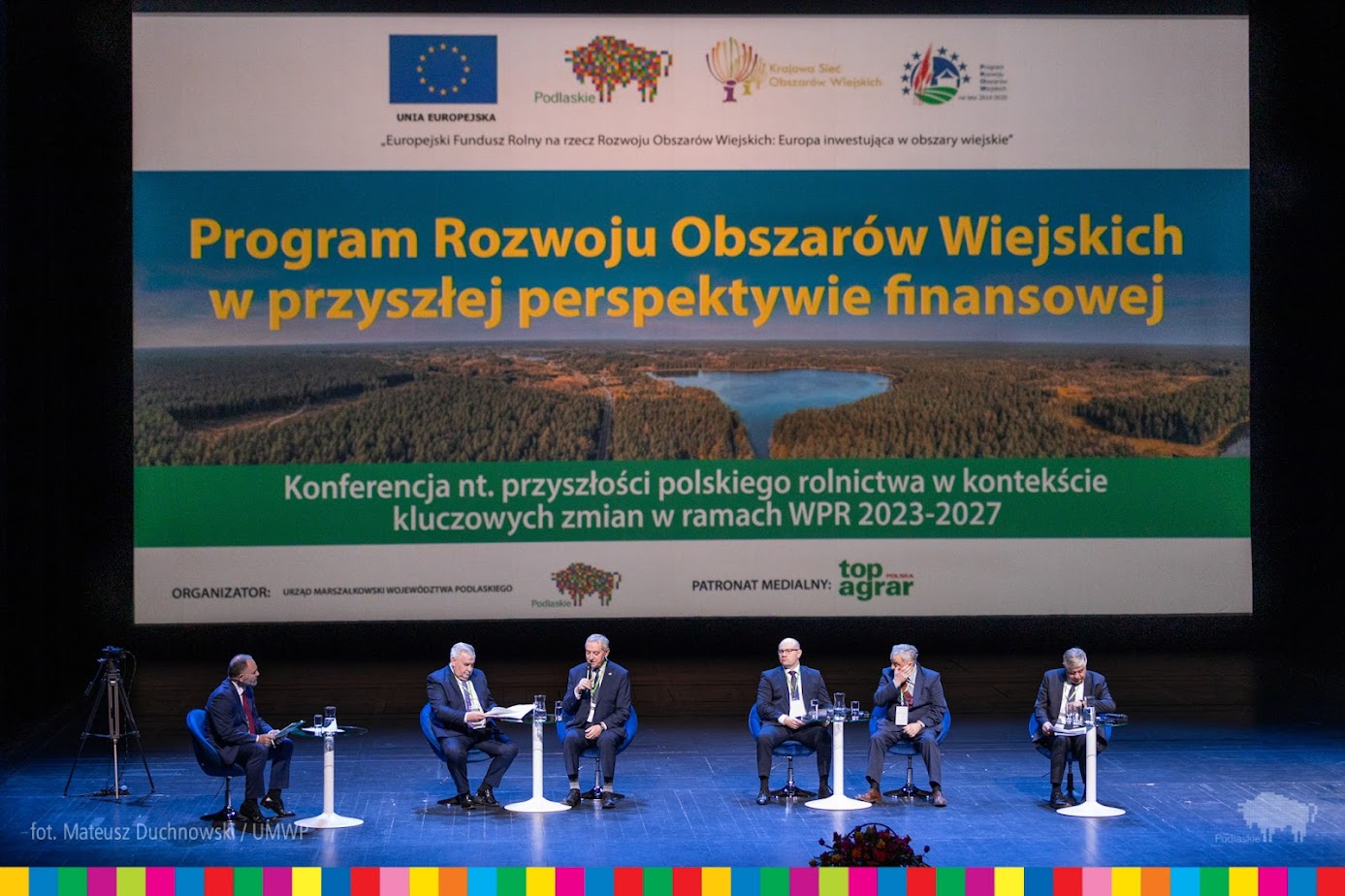 31.03.2022 r. Konferencja nt. przyszłości polskiego rolnictwa w kontekście kluczowych zmian w ramach WPR na lata 2023-2027; wydarzenie było podzielone na trzy panele dyskusyjne z udziałem polityków, samorządowców i ekspertów tematu agrokultury.