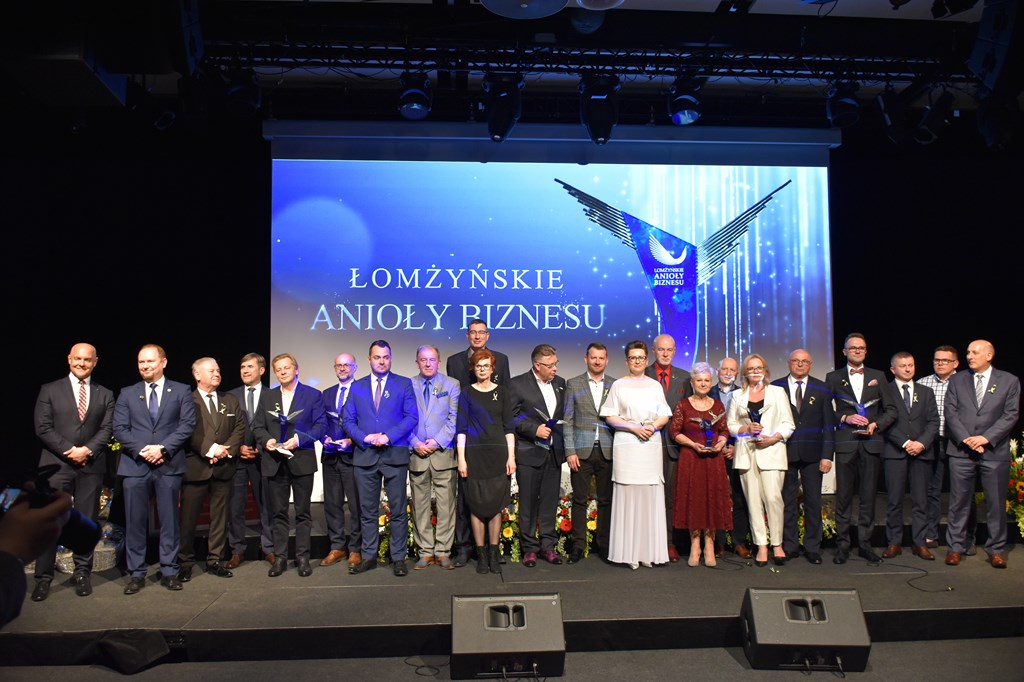 12.05.2022 r. IV Gala Łomżyńskich Aniołów Biznesu; Laureaci, nominowani, organizatorzy i goście