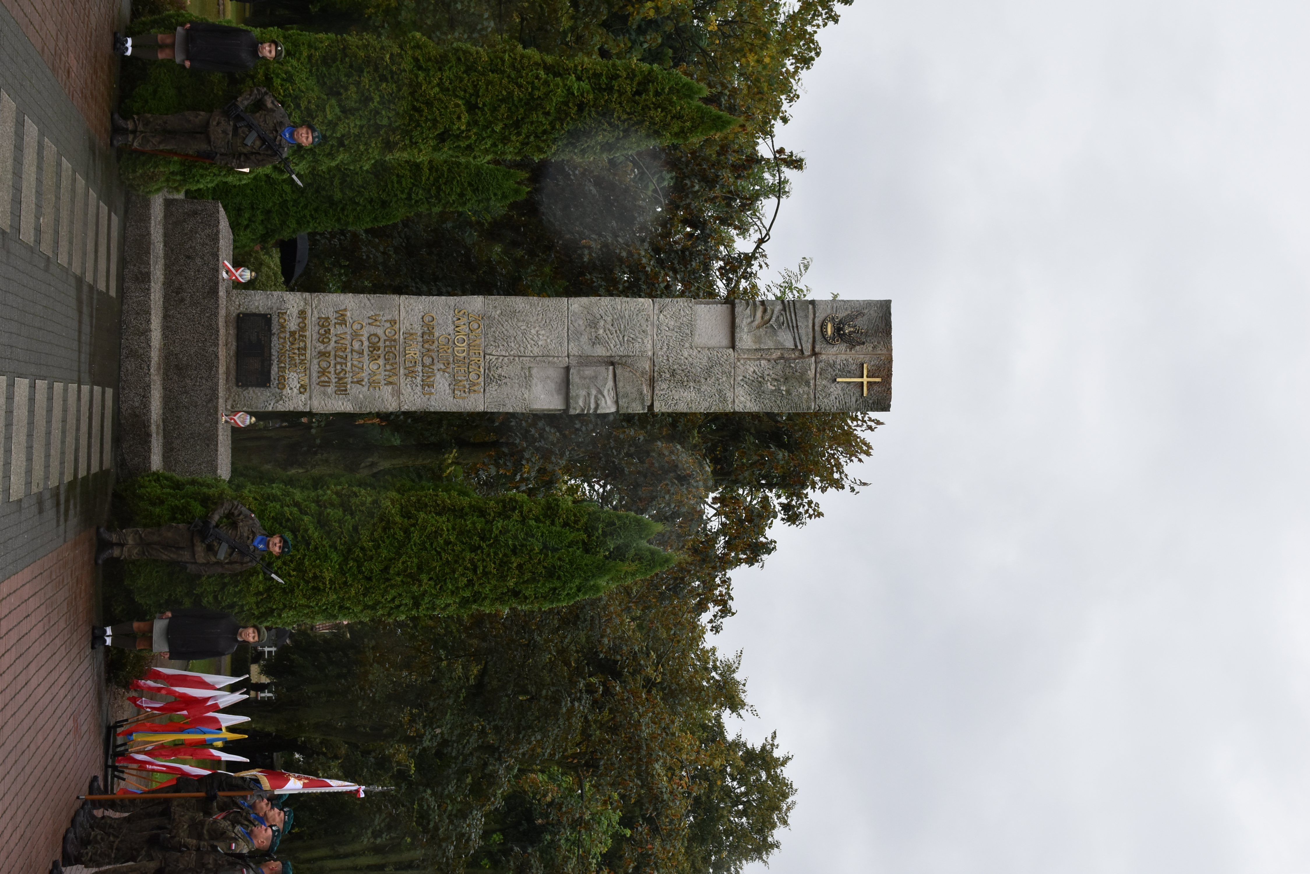 11.09.2022 r. 83.rocznica obrony odcinka "Wizna"; na zdjęciu: pomnik żołnierzy Samodzielnej Grupy Operacyjnej Narew