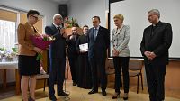 Pierwsza Dama Rzeczypospolitej Polskiej odwiedziła uchodźców w Ośrodku Caritas w Ptakach