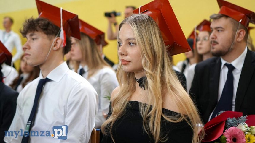 Krok w dorosłość uczniów Zespołu Szkół Weterynaryjnych i Ogólnokształcących nr 7