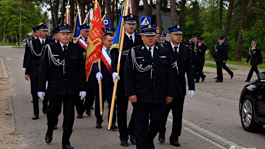 Wiek w myśl motta „Bogu na chwałę, ludziom na ratunek”