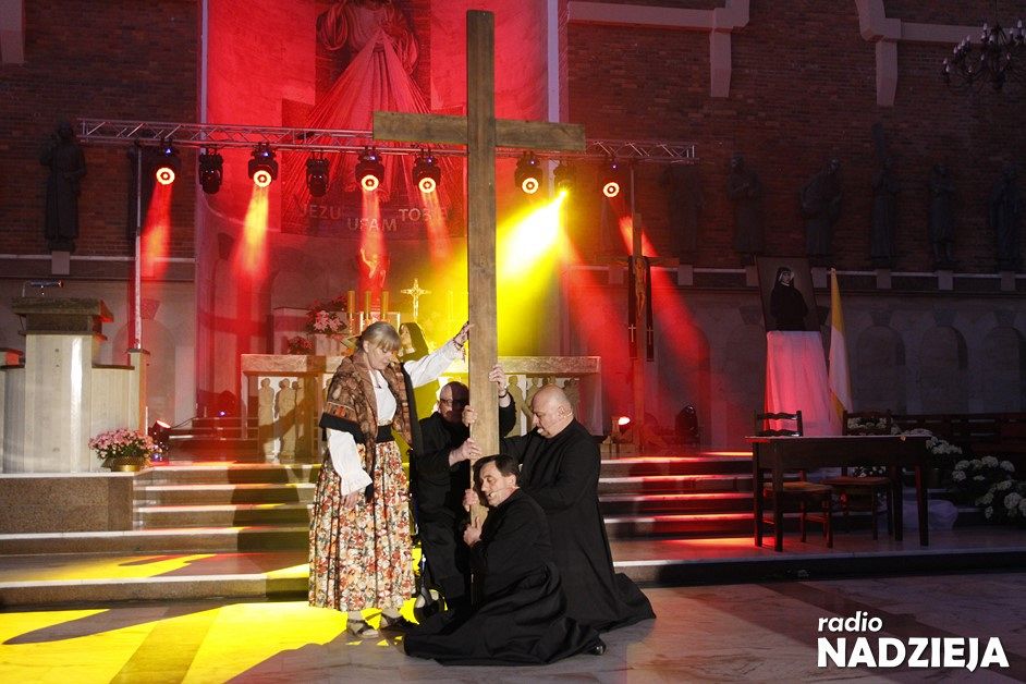 26.04.2025 r.; „Z Miłości i dla Miłości” w Parafii i Sanktuarium Miłosierdzia Bożego w Łomży; 